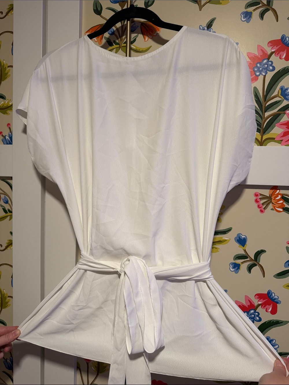 ASOS White V-Neck Sleeveless Top